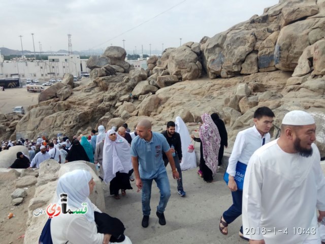   حافلة الإداري زهير بدير يؤدون العمرة وهم بصحة وعافيه وينهون  الزيارات إلى المعالم التاريخية بمكة المكرمة 
